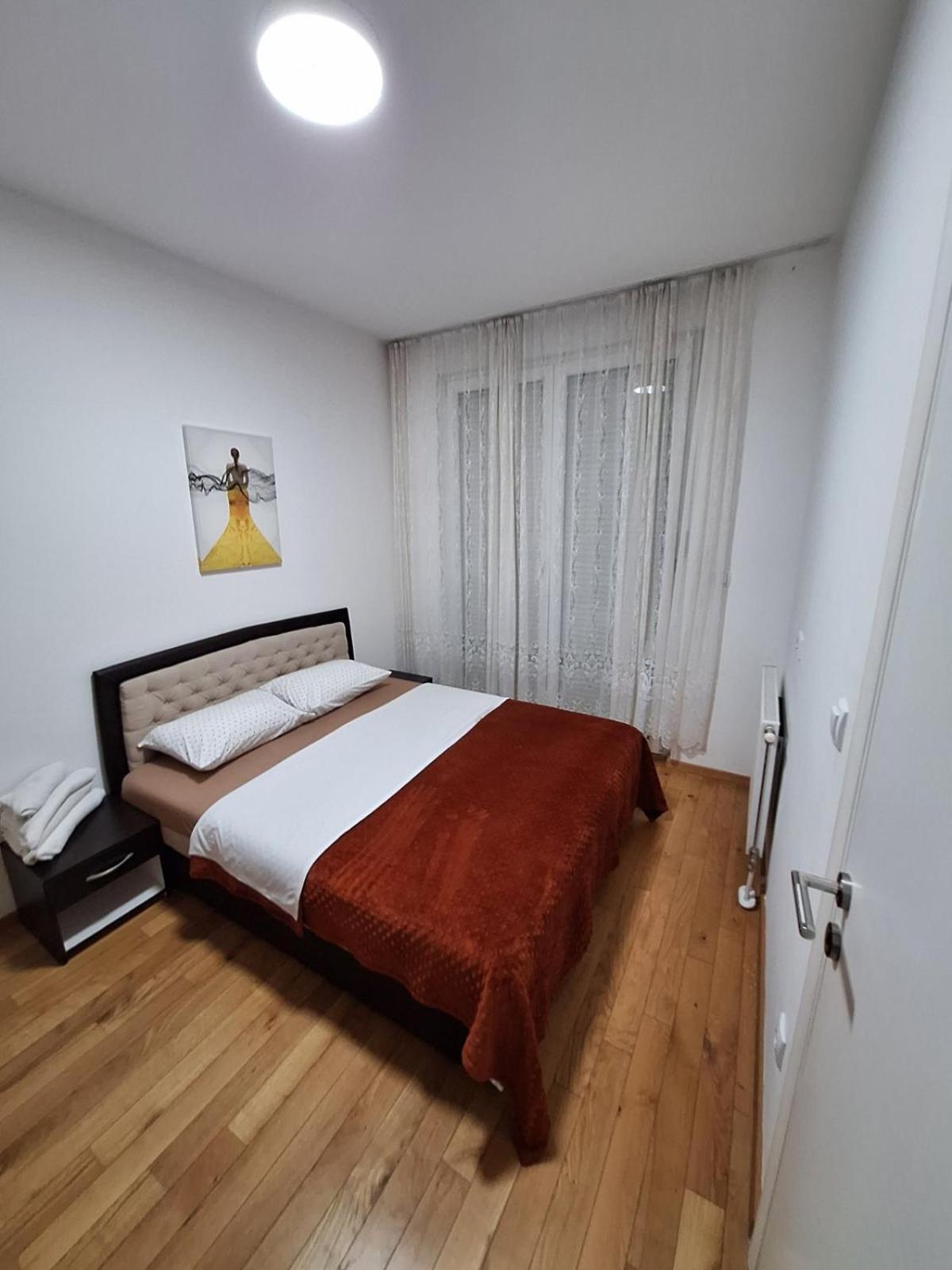 Elegantna Oaza Apartment Banja Luka Ngoại thất bức ảnh